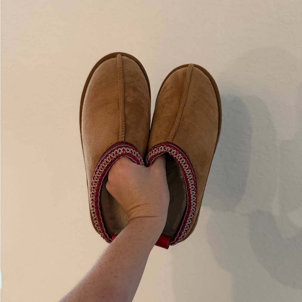 Cozy Women's Brown Slip-On Suede Slippers with Red Trim